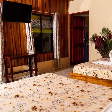 Selvita Lodge Arenal ラ・フォルトゥナ エクステリア 写真